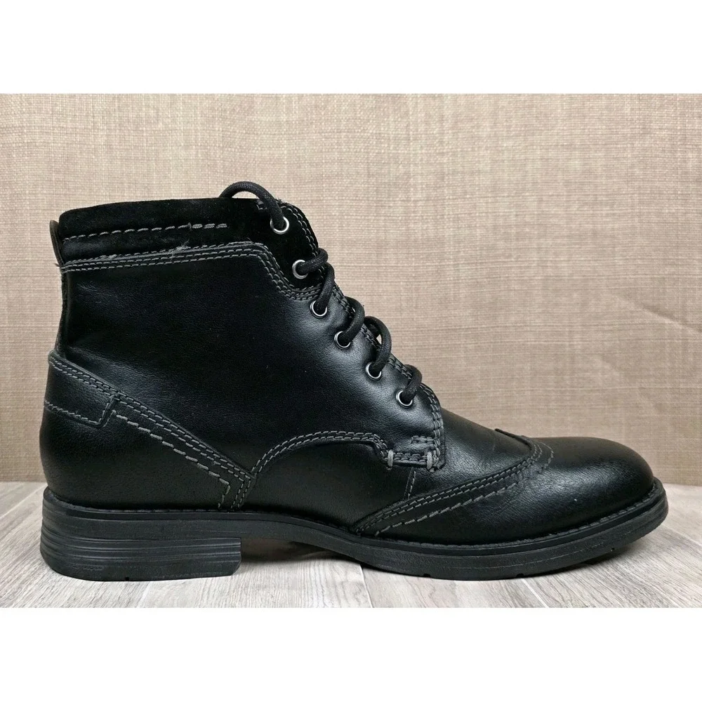 Clarks Men's Devington Hi Chukka Tobacco Boots Black Leather Wingtip US Size 9M